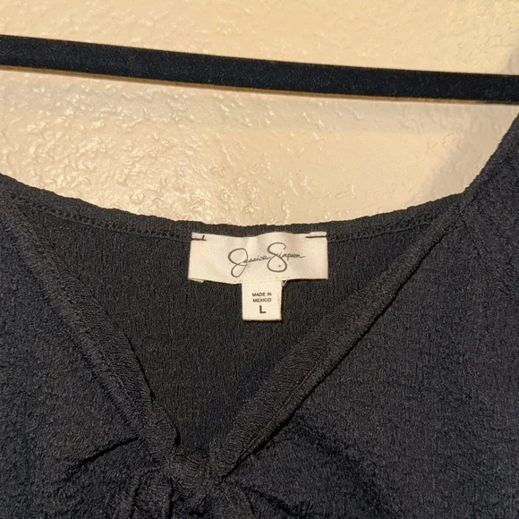 Elegant Black Puff Sleeve Dress - Picture 2 of 4